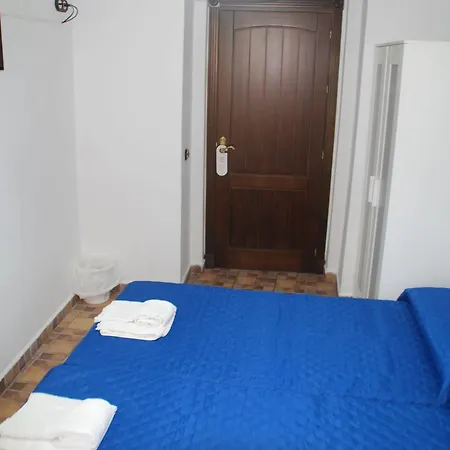 La Cantarera 2*