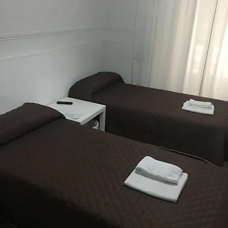 Guest house Pension La Cantarera 2*