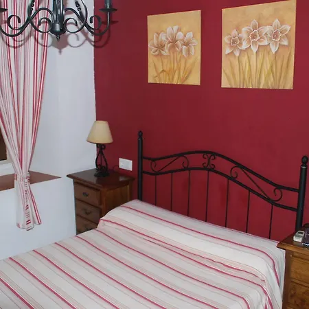 Pension La Cantarera Guest house