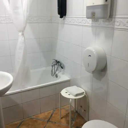 Guest house Pension La Cantarera 2*