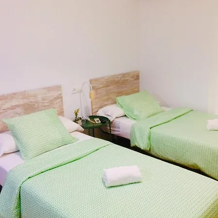 Guest house Pension La Cantarera 2*